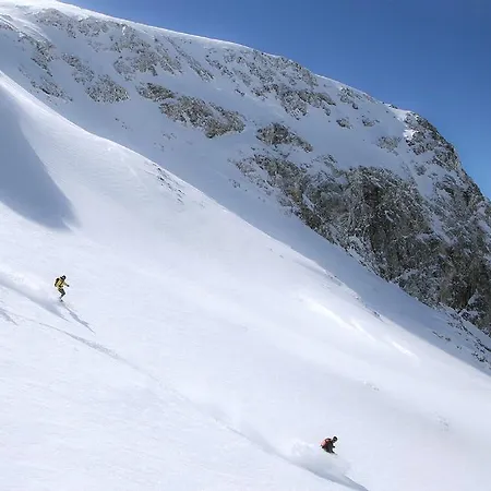 Les Flocons Λε Ντεζ Αλπ