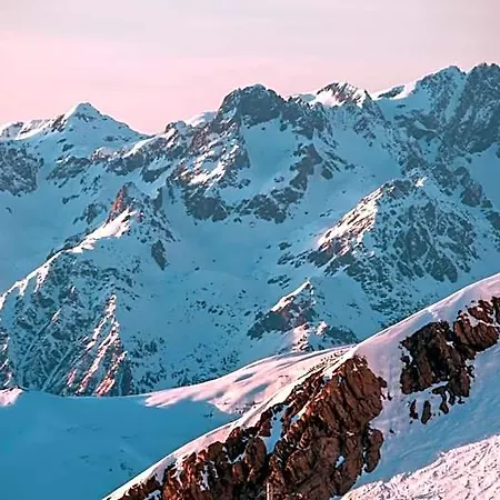 Les Flocons Hotel